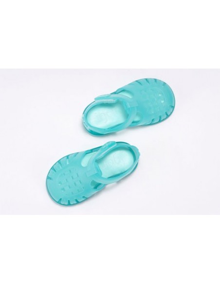 IGOR - 10233 - TOBBY